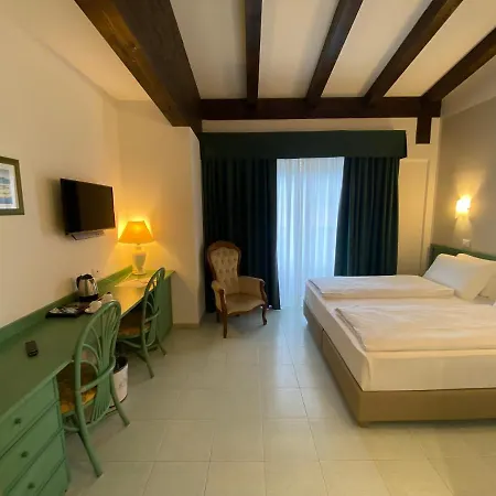 Tamerici Hotel 4*