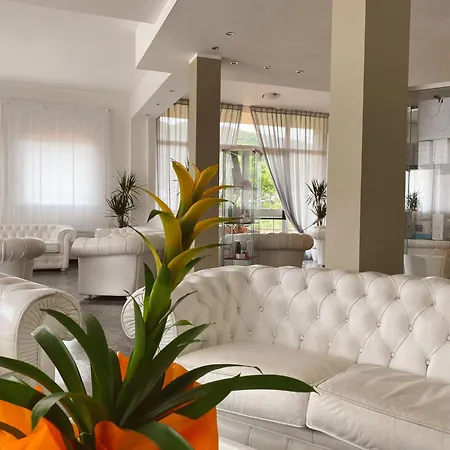 Tamerici Resort 4*